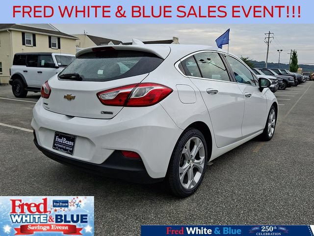 Used 2018 Chevrolet Cruze Premier FWD image 10