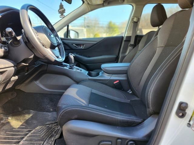 Used 2024 Subaru Outback Premium AWD/4WD image 18