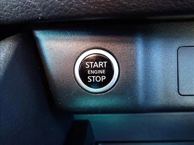 Used 2022 Nissan Rogue SV image 19