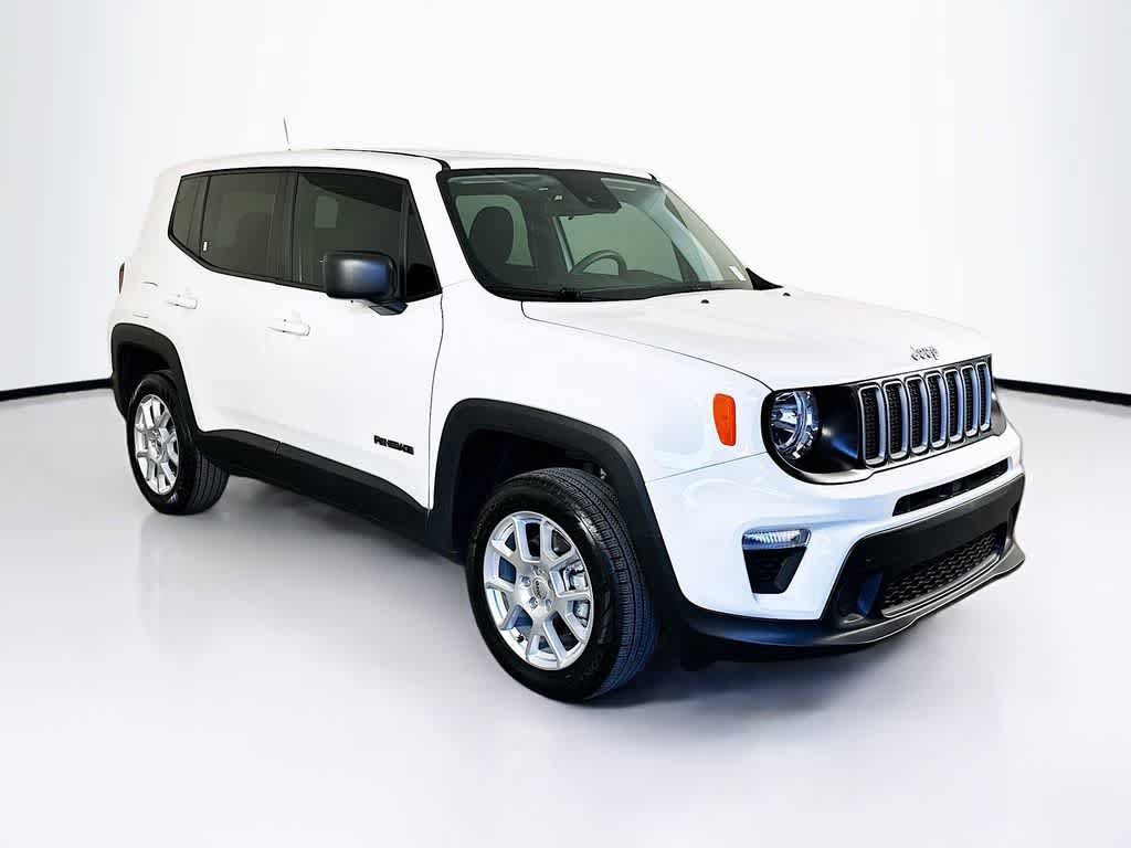 Used 2023 Jeep Renegade Latitude AWD/4WD image 23