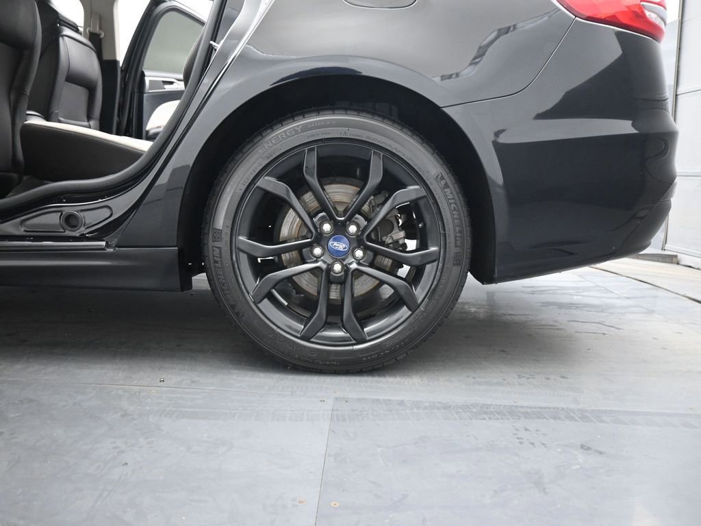 Certified 2020 Ford Fusion SE w/ Equipment Group 151A image 48