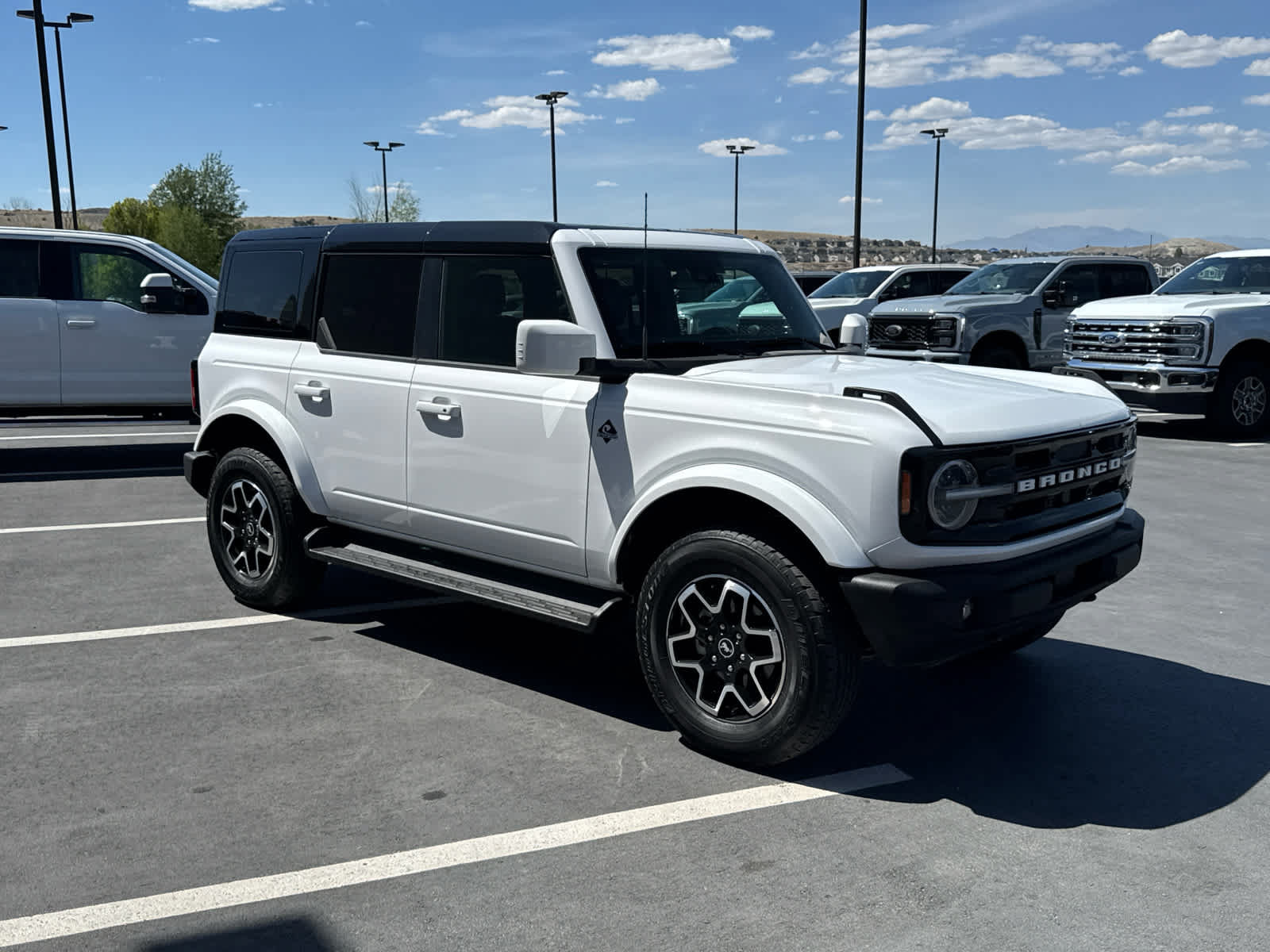 Certified 2025 Ford Bronco Outer Banks AWD/4WD image 4
