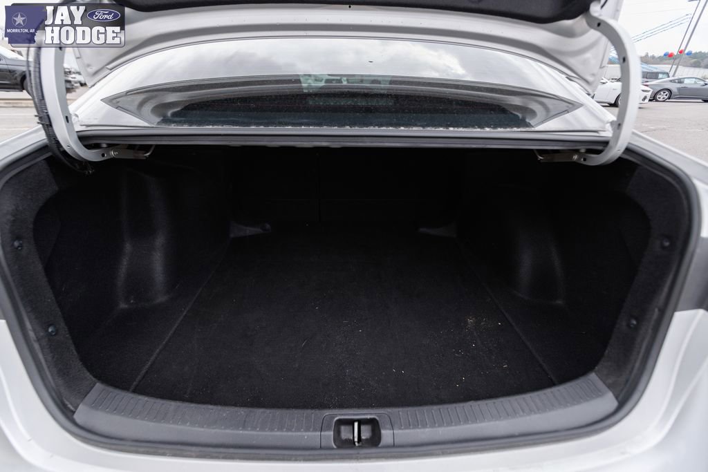 Used 2024 Toyota Corolla LE image 30