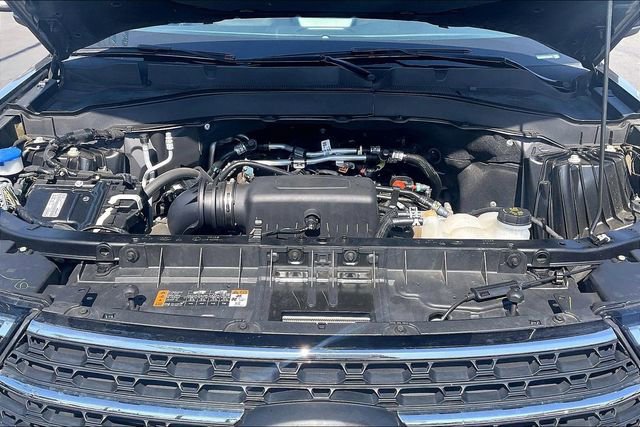 Certified 2023 Ford Explorer XLT w/ Equipment Group 202A RWD image 10