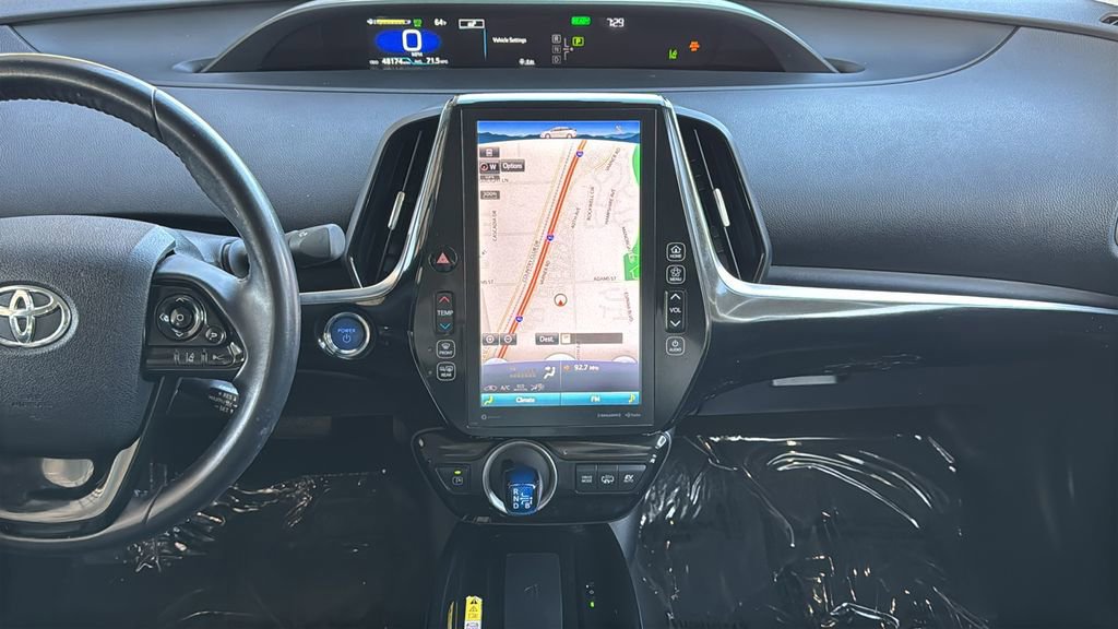 Used 2021 Toyota Prius Prime XLE image 10