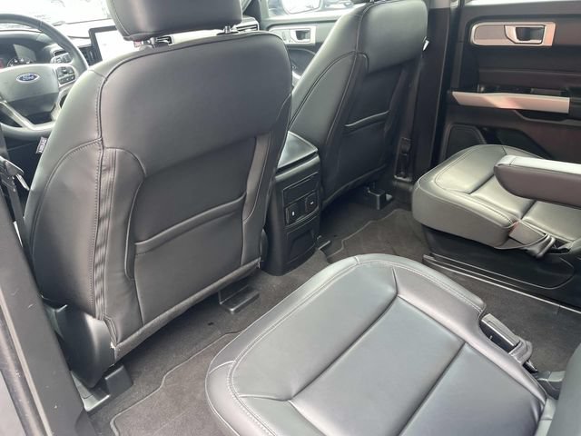 Certified 2024 Ford Explorer XLT w/ Equipment Group 202A AWD/4WD image 20