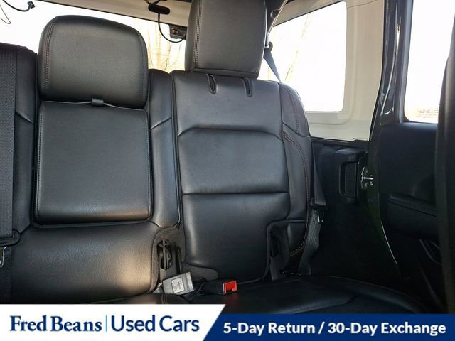 Used 2022 Jeep Wrangler Unlimited Rubicon w/ Xtreme Recon 35" Tire Package image 19