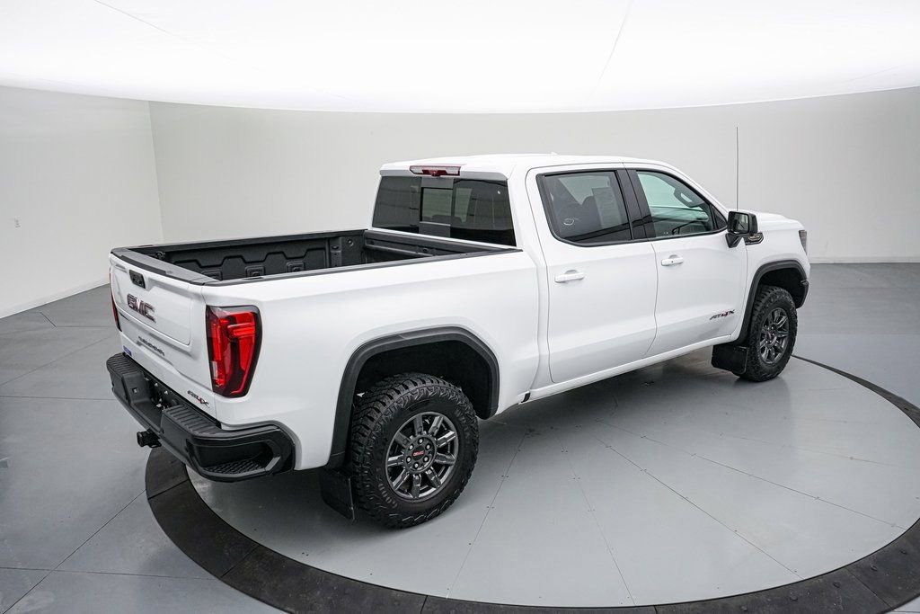 Used 2024 GMC Sierra 1500 AT4X image 5
