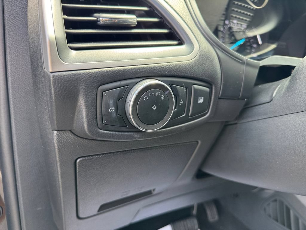 Certified 2024 Ford Edge SEL AWD/4WD image 36