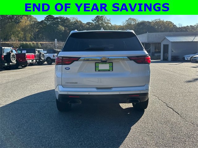 Used 2023 Chevrolet Traverse High Country image 4