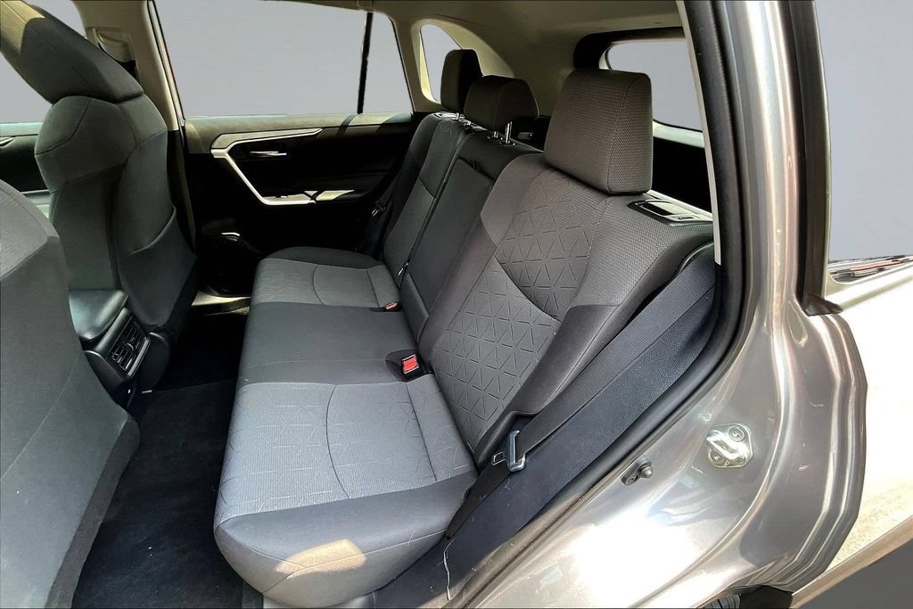 Used 2021 Toyota RAV4 XLE w/ Convenience Package AWD/4WD image 25