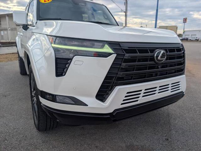 Used 2024 Lexus GX 550 image 25