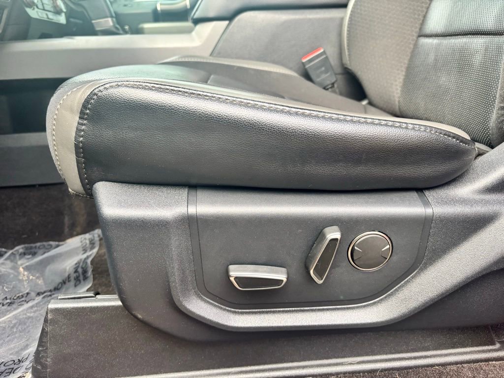 Certified 2020 Ford F150 Raptor w/ Equipment Group 802A Luxury image 11