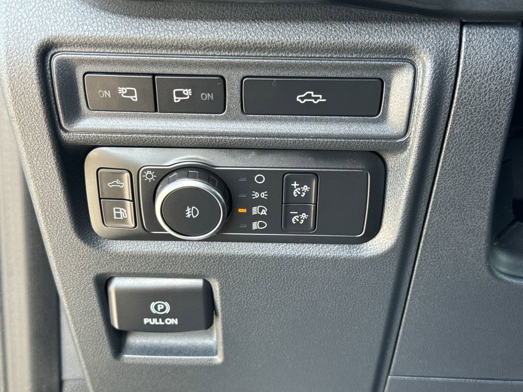 Certified 2021 Ford F150 XLT w/ Equipment Group 302A High image 14