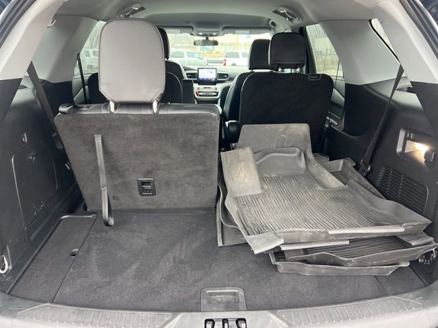 Certified 2024 Ford Explorer XLT w/ Equipment Group 202A image 23