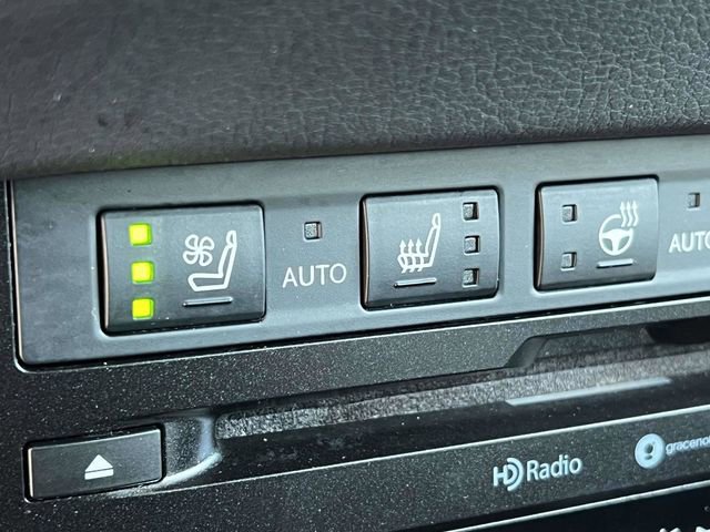 Used 2020 Lexus ES 300h Ultra Luxury image 37