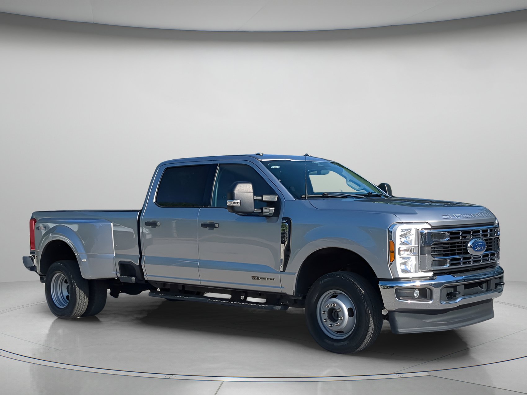 Certified 2024 Ford F350 XLT AWD/4WD image 38