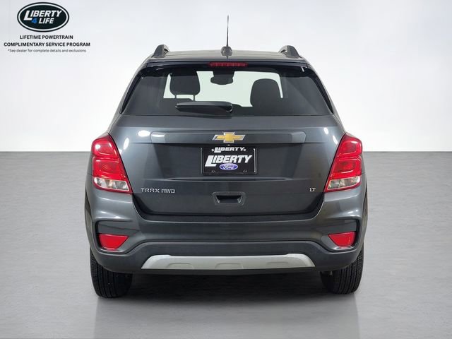 Used 2017 Chevrolet Trax LT w/ LT Convenience Package AWD/4WD image 4