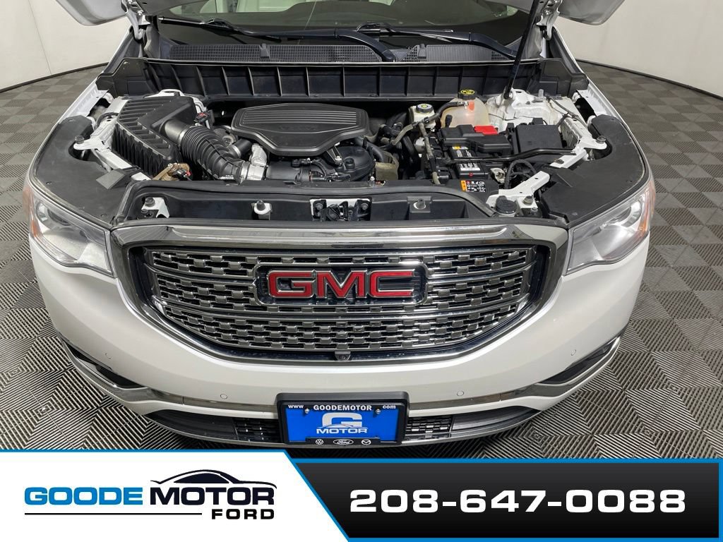 Used 2017 GMC Acadia Denali w/ Technology Package AWD/4WD image 26