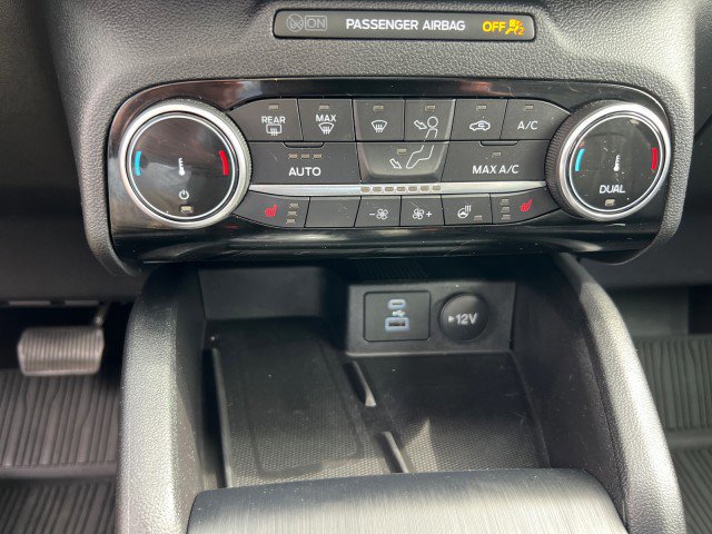 Certified 2022 Ford Escape SEL w/ Technology Package AWD/4WD image 14