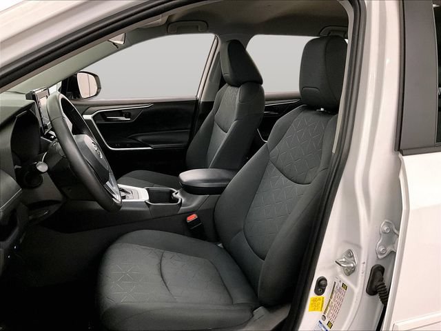 Used 2022 Toyota RAV4 XLE w/ XLE Grade Weather Package AWD/4WD image 24