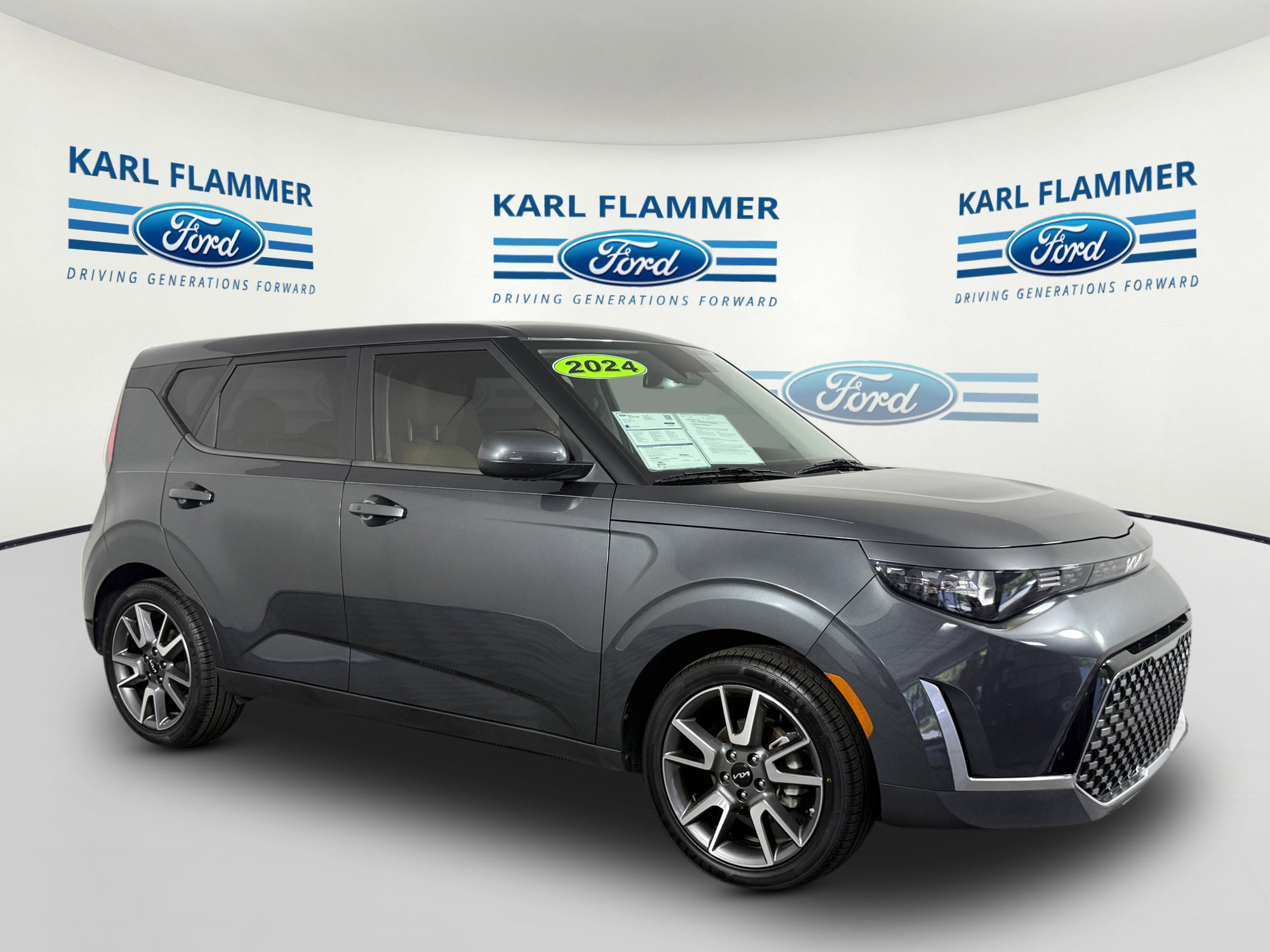 Used 2024 Kia Soul EX w/ Option Group 015 FWD video 1