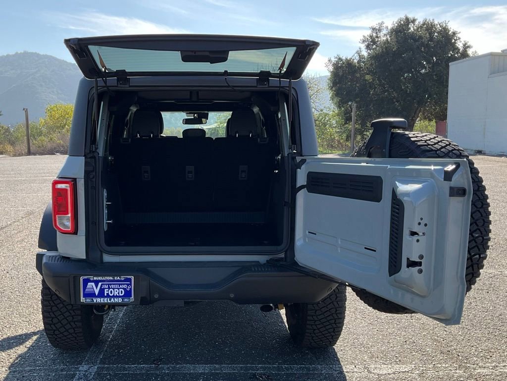 Certified 2024 Ford Bronco Black Diamond w/ Sasquatch Package image 26