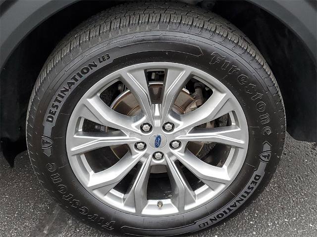 Certified 2021 Ford Explorer XLT w/ Equipment Group 202A image 32