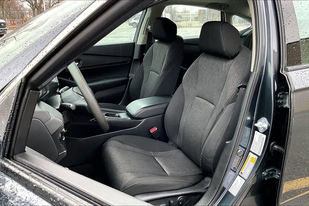 Used 2023 Honda Accord EX image 24