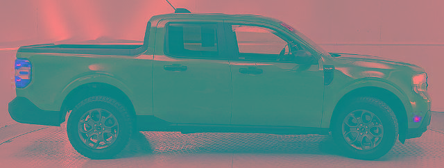 Certified 2025 Ford Maverick XLT w/ Equipment Group 302A AWD/4WD image 7