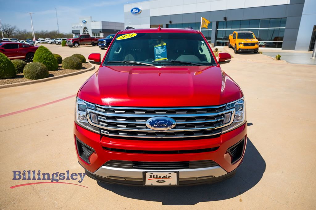 Certified 2021 Ford Expedition XLT image 2