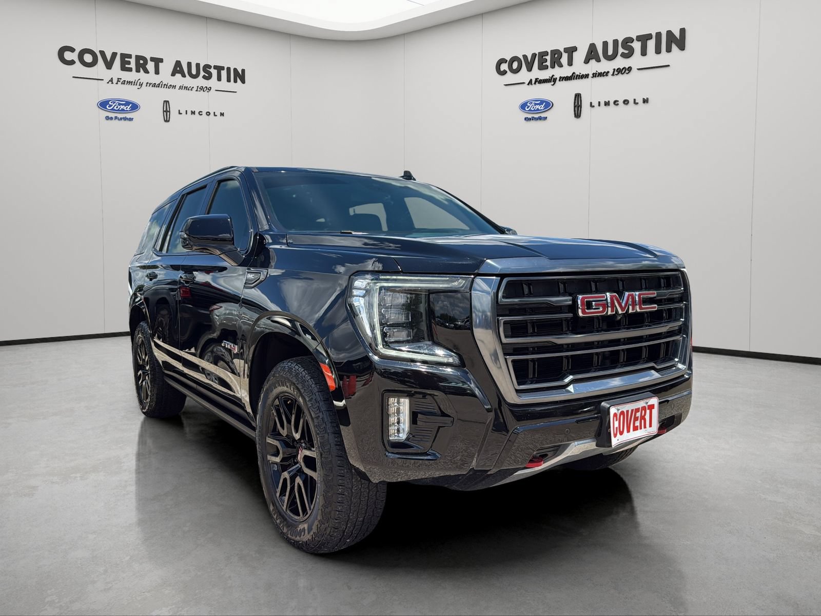 Used 2024 GMC Yukon AT4 w/ AT4 Premium Plus Package AWD/4WD image 7