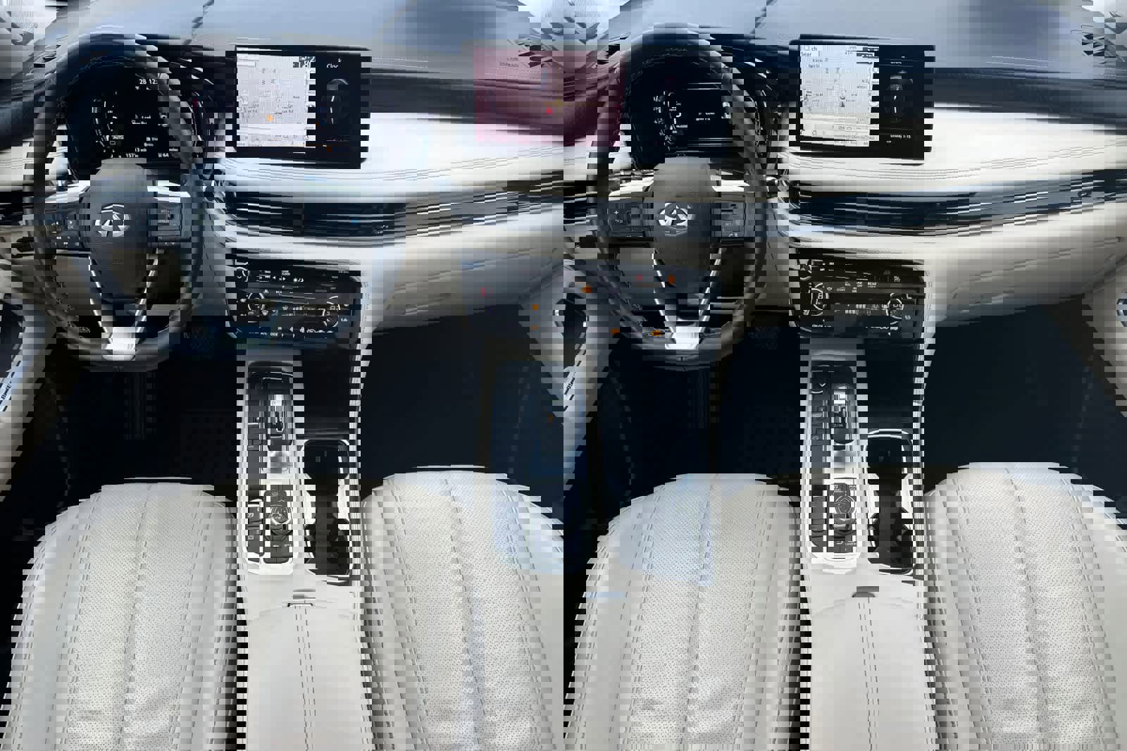 Used 2025 INFINITI QX60 Sensory w/ Vision Package image 9