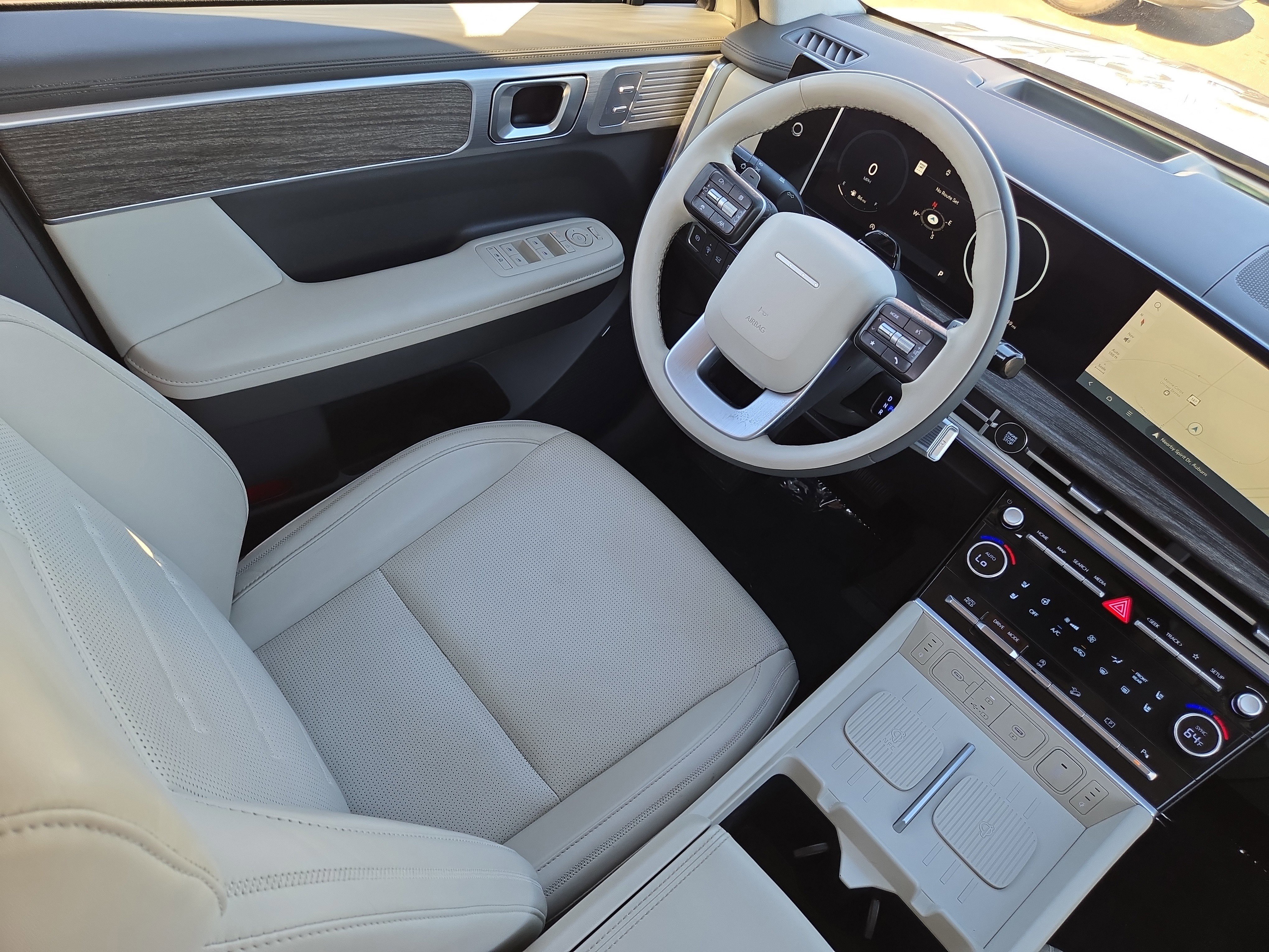 Used 2024 Hyundai Santa Fe Calligraphy image 22