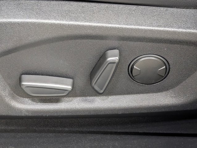 Certified 2024 Ford Edge Titanium AWD/4WD image 12