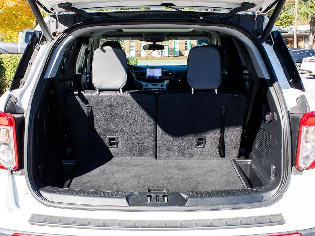 Certified 2022 Ford Explorer XLT w/ Equipment Group 202A image 24