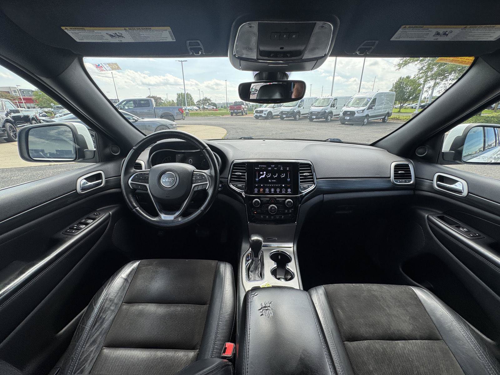Used 2020 Jeep Grand Cherokee Altitude AWD/4WD image 22