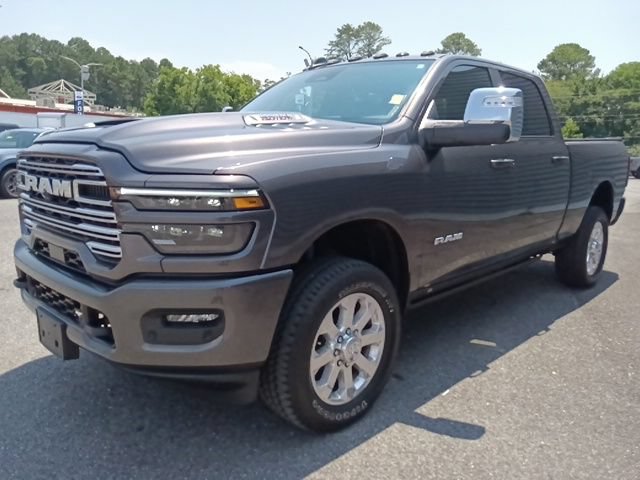 Used 2026 RAM 2500 Laramie AWD/4WD image 7