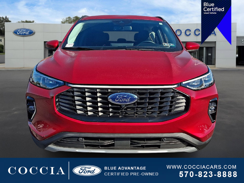 Certified 2023 Ford Escape Platinum AWD/4WD image 2