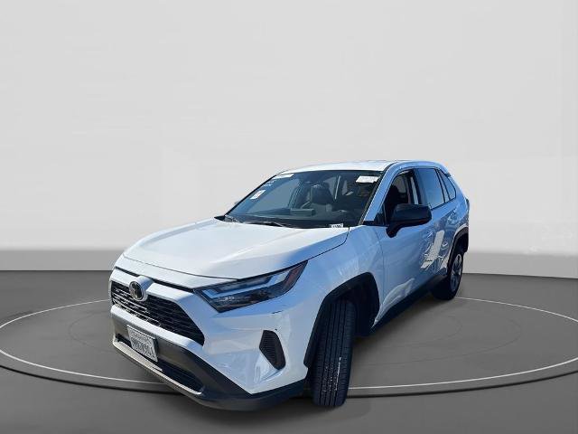 Used 2024 Toyota RAV4 LE image 3