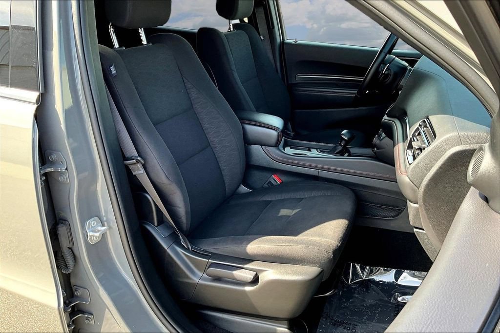 Used 2025 Dodge Durango GT AWD/4WD image 32