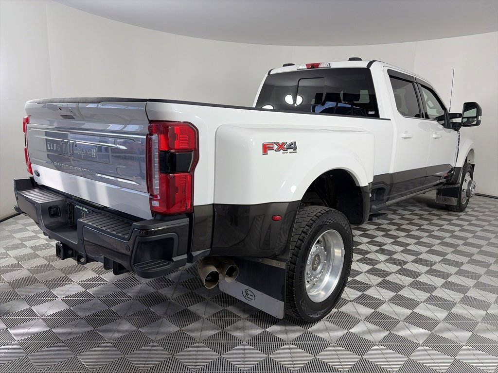 Certified 2025 Ford F450 King Ranch w/ FX4 Off-Road Package image 7