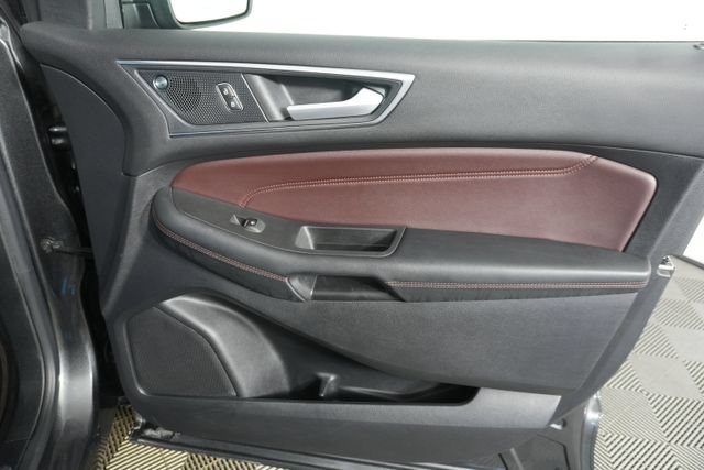 Certified 2020 Ford Edge Titanium w/ Equipment Group 301A AWD/4WD image 37