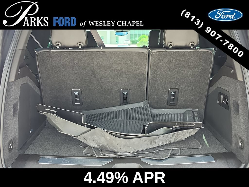 Used 2021 Cadillac Escalade Premium Luxury RWD image 8