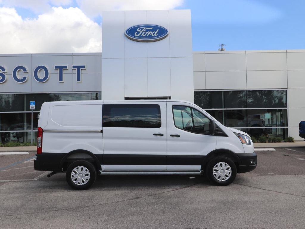 Certified 2025 Ford Transit 250 Low Roof w/ Exterior Upgrade Package RWD image 17