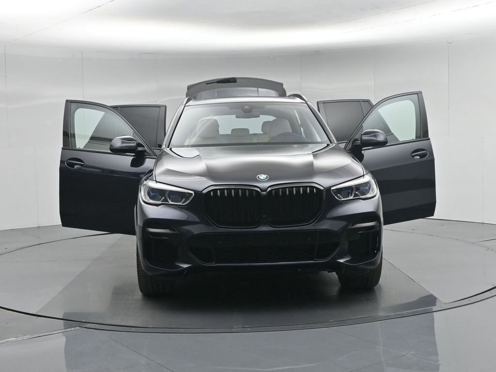 Used 2022 BMW X5 M50i w/ Executive Package image 62