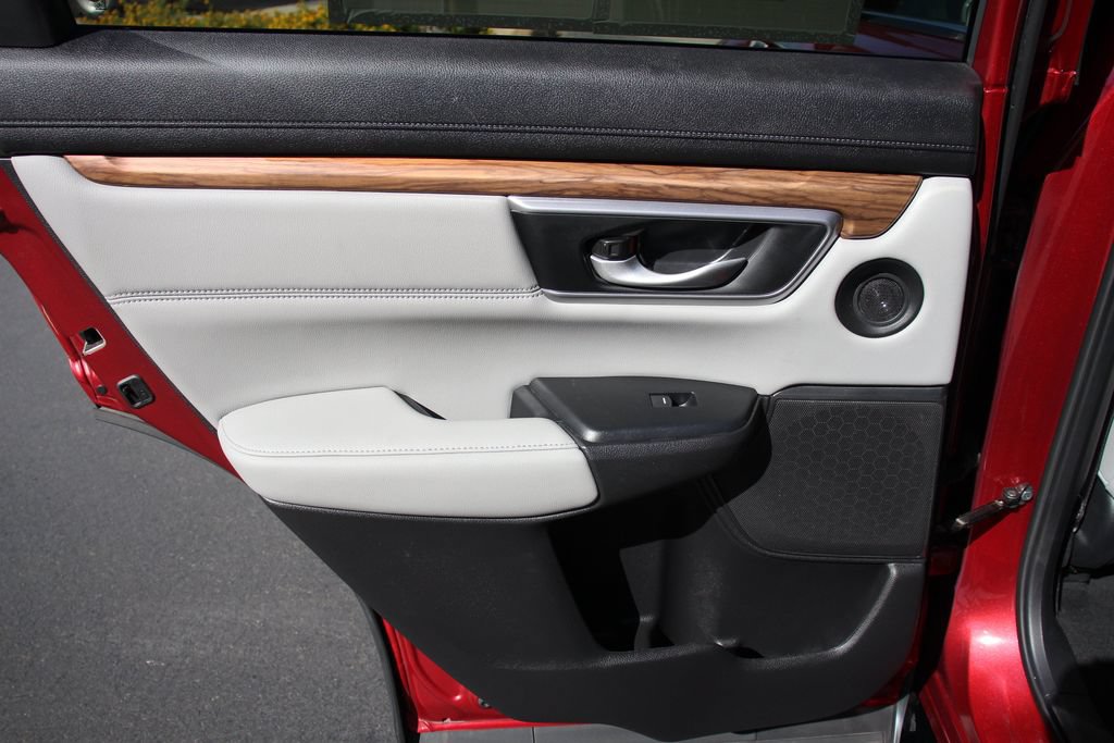 Used 2020 Honda CR-V Touring image 21