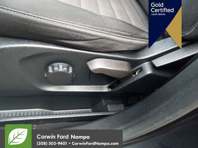 Certified 2022 Ford Edge SE w/ Black Appearance Package AWD/4WD image 14