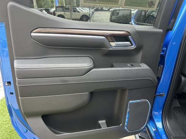 Used 2025 Chevrolet Silverado 1500 RST AWD/4WD image 15