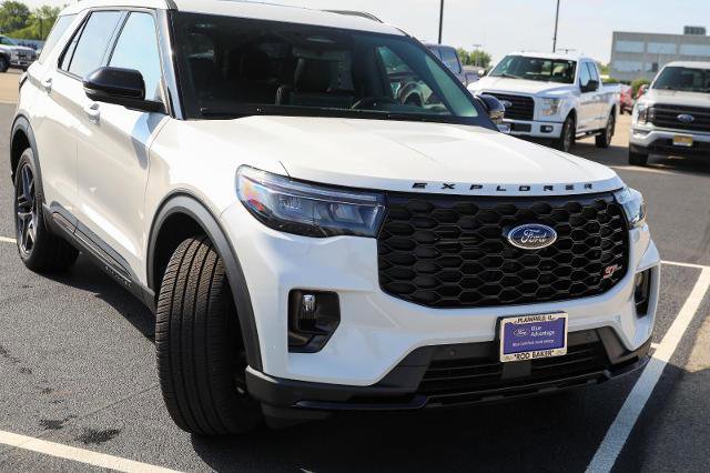 Certified 2026 Ford Explorer ST w/ Sun And Sound Package AWD/4WD image 5